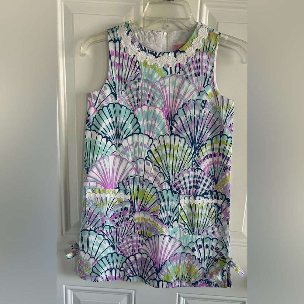 Lilly Pulitzer Seashell Embroidered Colorful Preppy Cute Sleeveless Dress Sz 10